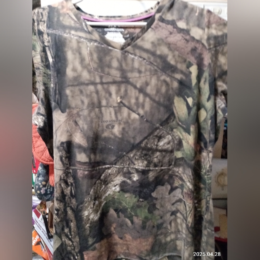 Womans XL Mossy Oak Short Sleeved T-shirt